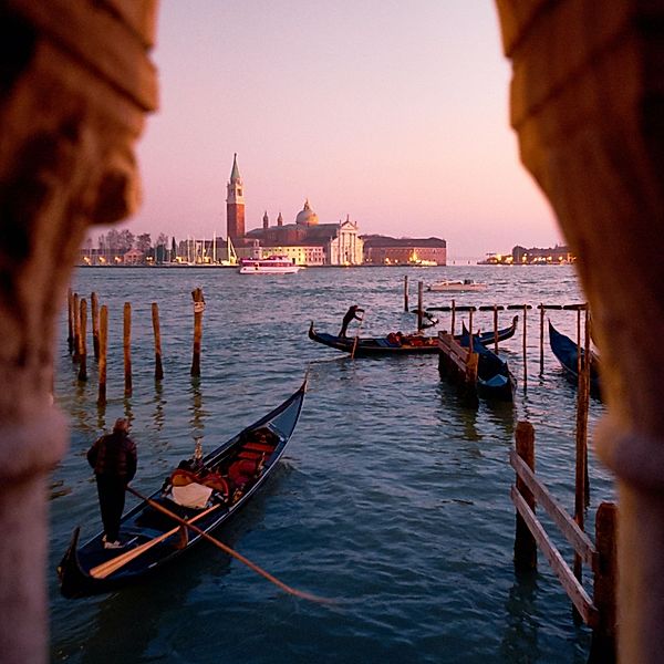 A meeting in Venice, Katya Runow