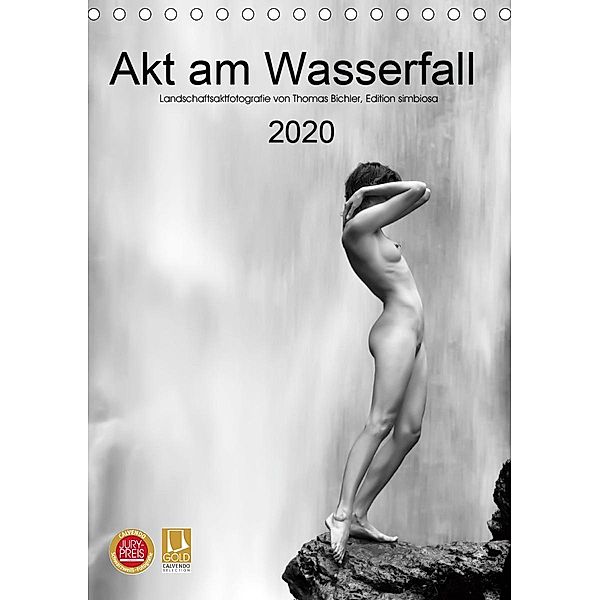 Akt am Wasserfall (Tischkalender 2020 DIN A5 hoch), Thomas Bichler