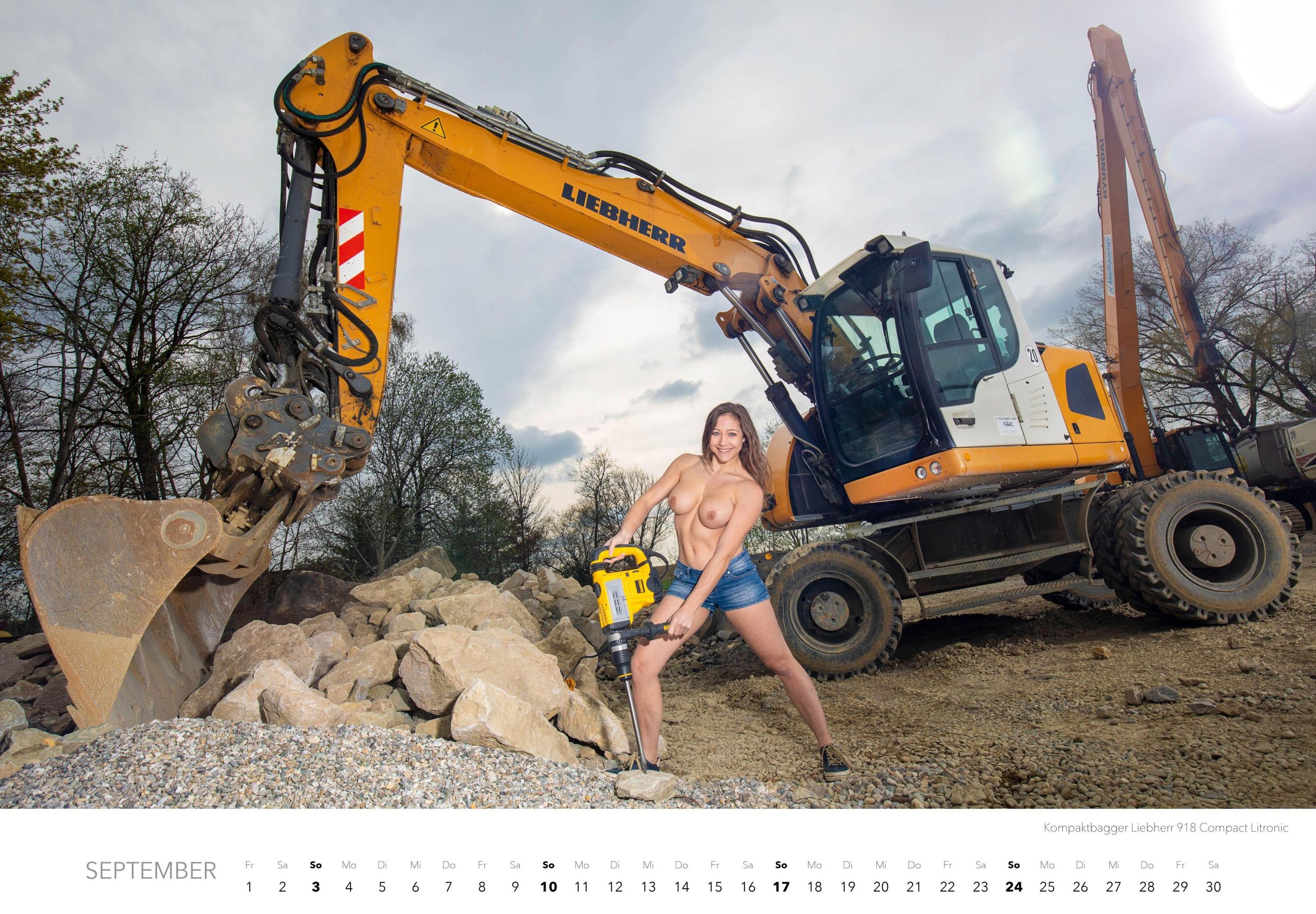 Baumaschinen Mädels 2023 - Der Erotik Kalender - Kalender bestellen