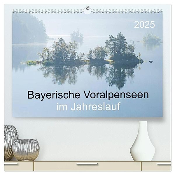 Bayerische Voralpenseen im Jahreslauf (hochwertiger Premium Wandkalender 2025 DIN A2 quer), Kunstdruck in Hochglanz, Calvendo, Norbert maier