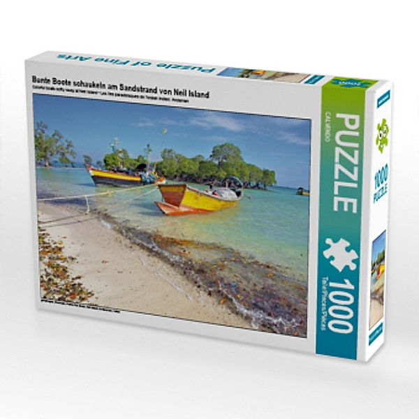 Bunte Boote schaukeln am Sandstrand von Neil Island (Puzzle), Calvendo