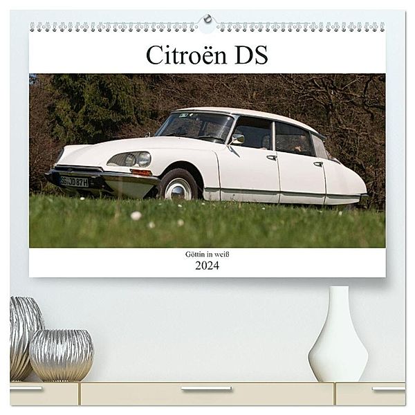 Citroën DS - Göttin in weiss (hochwertiger Premium Wandkalender 2024 DIN A2 quer), Kunstdruck in Hochglanz, Meike Bölts