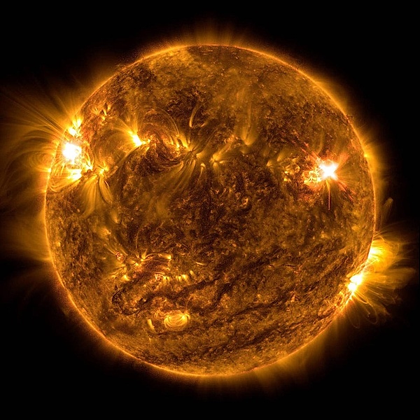 Conhecendo a Energia Produzida no Sol, Hélio Ricardo Cabral