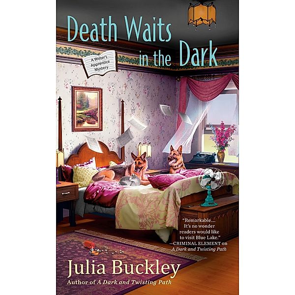 Death Waits in the Dark / A Writer's Apprentice Mystery Bd.4, Julia Buckley