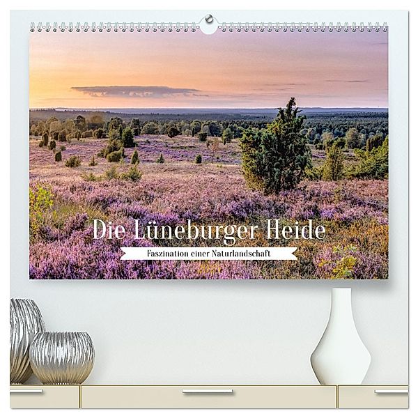 Die Lüneburger Heide - Faszination einer Naturlandschaft (hochwertiger Premium Wandkalender 2025 DIN A2 quer), Kunstdruck in Hochglanz, Calvendo, AkremaFotoArt
