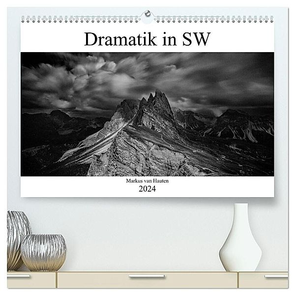 Dramatik in SW (hochwertiger Premium Wandkalender 2024 DIN A2 quer), Kunstdruck in Hochglanz, Markus van Hauten