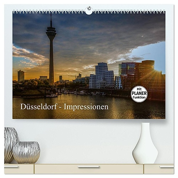 Düsseldorf - Impressionen (hochwertiger Premium Wandkalender 2024 DIN A2 quer), Kunstdruck in Hochglanz, Michael Fahrenbach