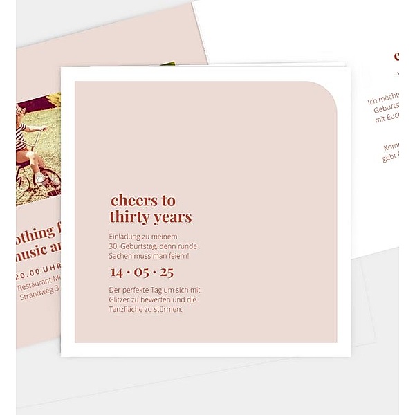 Einladungskarte Modern Type, Klappkarte quadratisch (145 x 145mm)