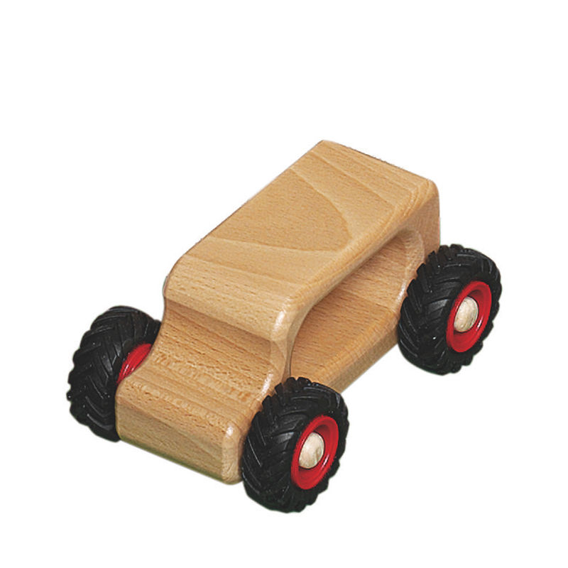 Spielzeug für Kleinkinder (Holz-Auto, Steckspiel, Sandformen) in