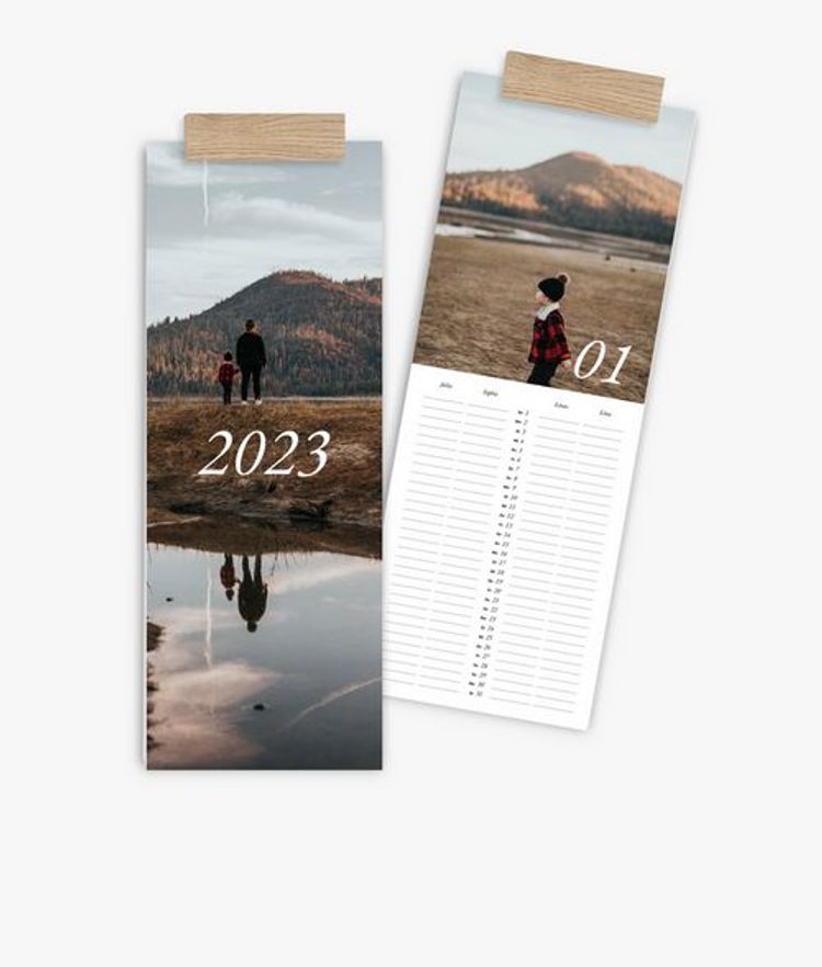 Familienplaner 2023 gestalten mit eigenen Fotos 40 x 15 cm im Design We are  Family - Kalender bestellen