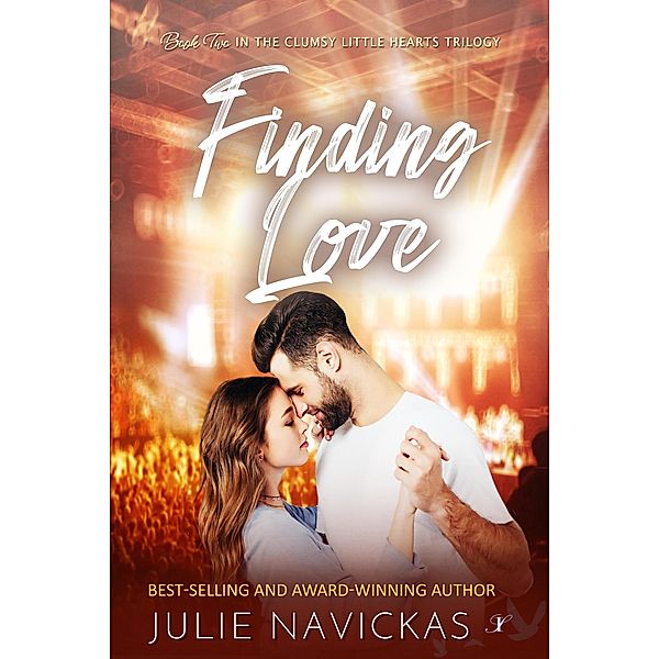 Finding Love (Clumsy Little Hearts Trilogy, #2) / Clumsy Little Hearts Trilogy, Julie Navickas