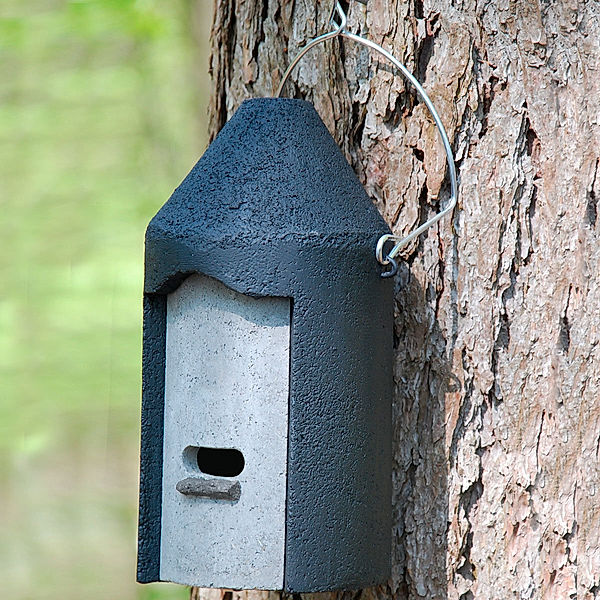 Fledermaushöhle 2F, universal, 16x16x33 cm, Holzbeton, schwarz