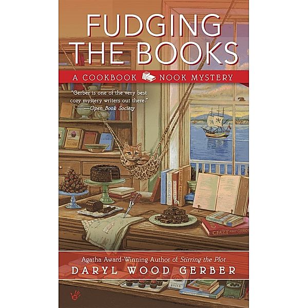 Fudging the Books / A Cookbook Nook Mystery Bd.4, Daryl Wood Gerber