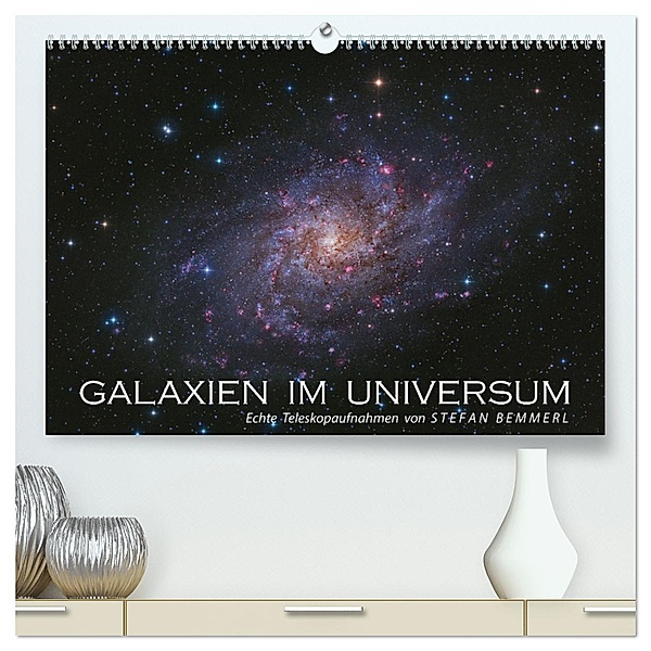 Galaxien im Universum (hochwertiger Premium Wandkalender 2024 DIN A2 quer), Kunstdruck in Hochglanz, Calvendo, Stefan Bemmerl