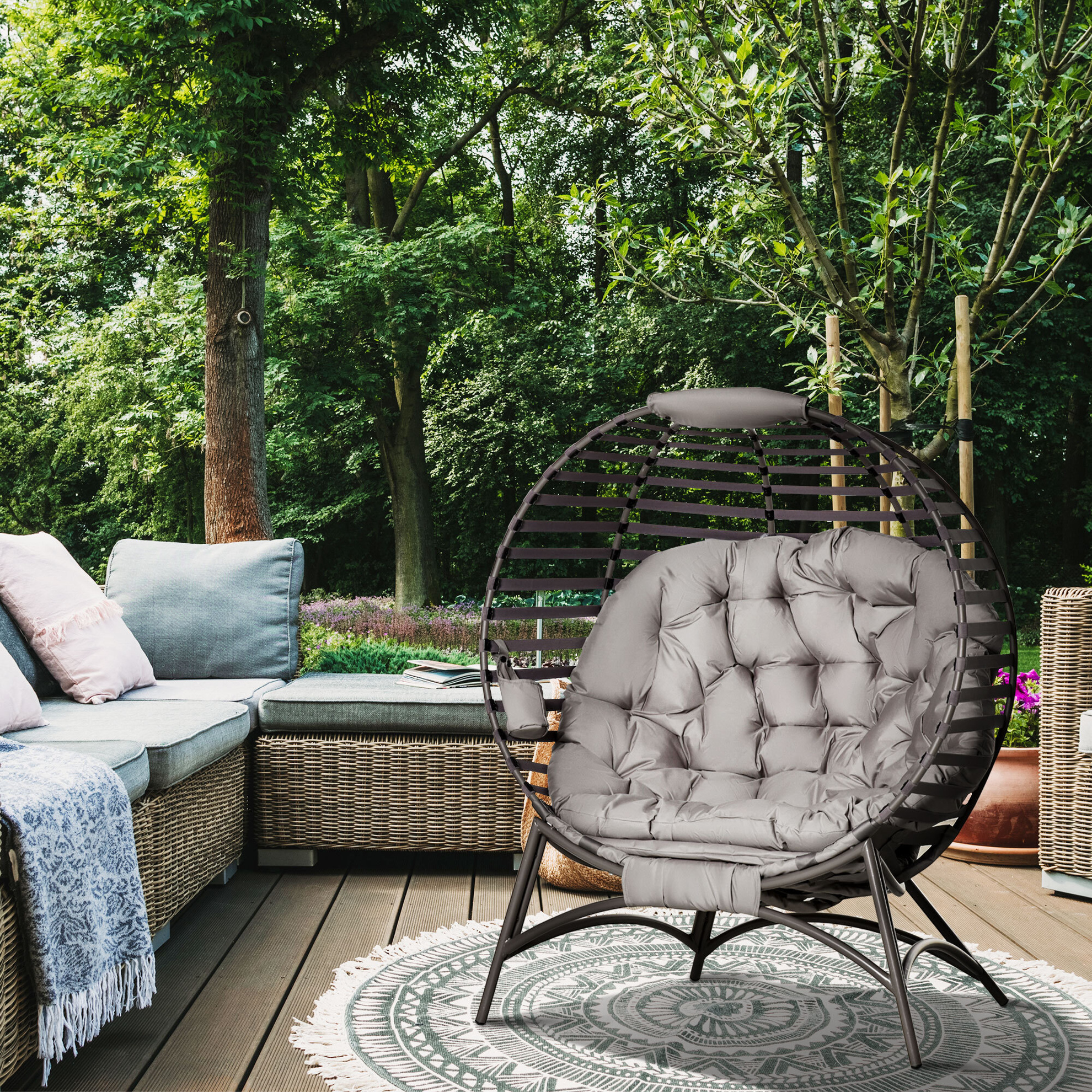 Gartenstuhl mit Stauraum, gepolsterte Rückenlehne und Sitzkissen braun  Farbe: sandbraun | Weltbild.de