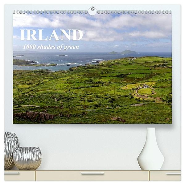 IRLAND. 1000 shades of green (hochwertiger Premium Wandkalender 2024 DIN A2 quer), Kunstdruck in Hochglanz, Michael Molitor