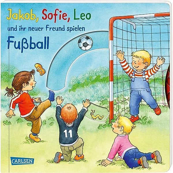 Jakob, Sofie, Leo und ihr neuer Freund spielen Fussball, Nele Banser, Julia Hofmann