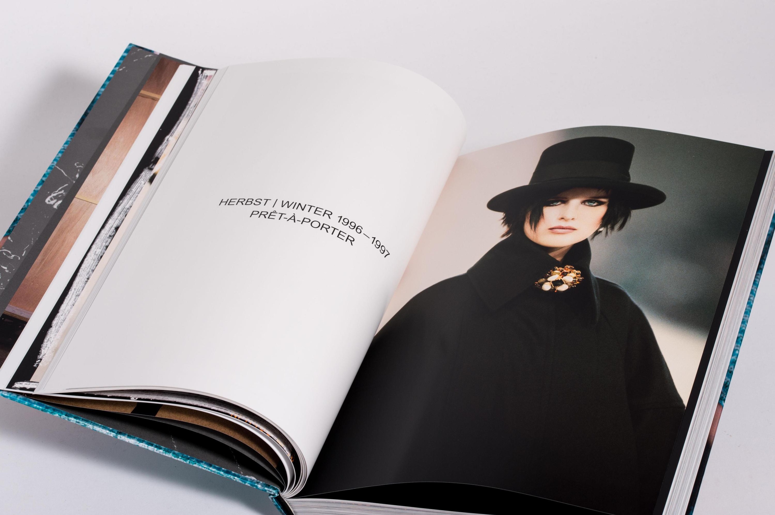 Fashion and haute couture books for your coffee table, the ideal Christmas  gift