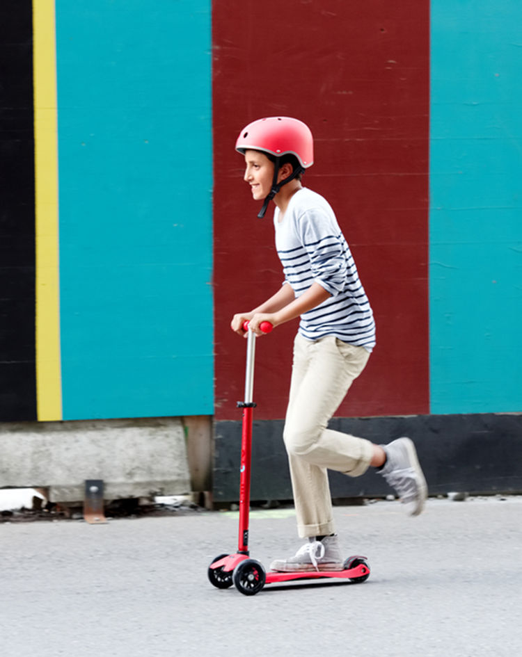 Kinder-Scooter MAXI MICRO DELUXE in rot kaufen | tausendkind.de