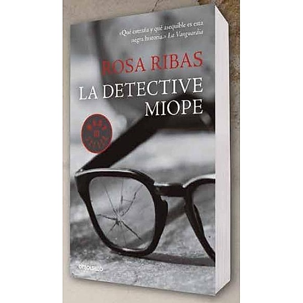 La detective miope, Rosa Ribas