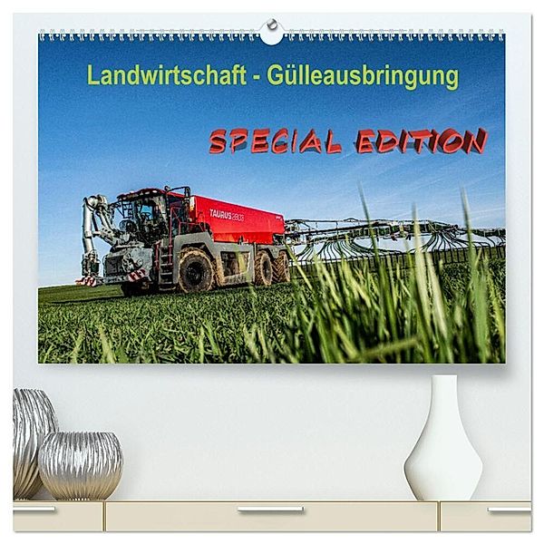 Landwirtschaft - Gülleausbringung (hochwertiger Premium Wandkalender 2025 DIN A2 quer), Kunstdruck in Hochglanz, Calvendo, Simon Witt