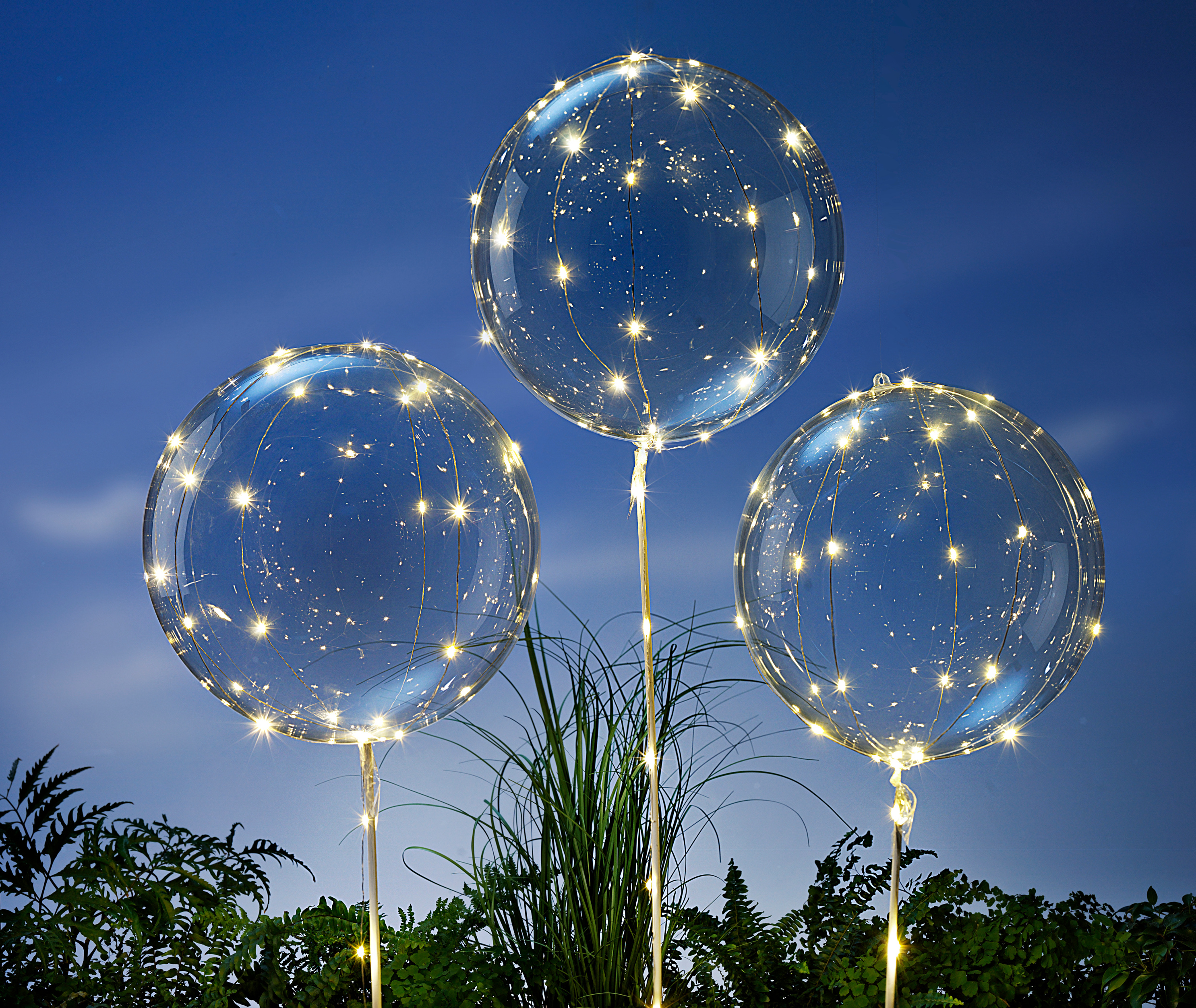 billetpris Reservere punkt LED-Luftballons 3er-Set, warmweiß jetzt bei Weltbild.de bestellen