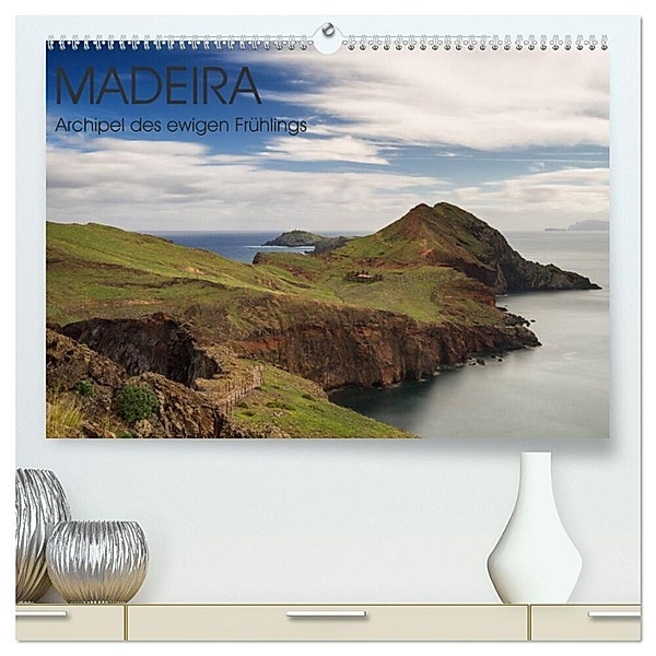 Madeira - Archipel des ewigen Frühlings (hochwertiger Premium Wandkalender 2024 DIN A2 quer), Kunstdruck in Hochglanz, Juergen Schonnop