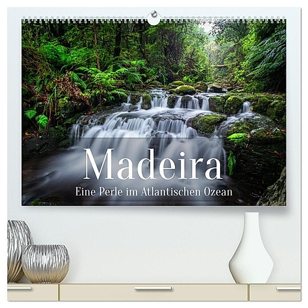 Madeira - Eine Perle im Atlantischen Ozean (hochwertiger Premium Wandkalender 2024 DIN A2 quer), Kunstdruck in Hochglanz, Dennis Westermann