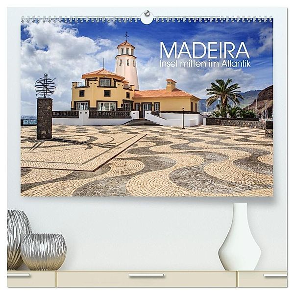 Madeira - Insel mitten im Atlantik (hochwertiger Premium Wandkalender 2025 DIN A2 quer), Kunstdruck in Hochglanz, Calvendo, Val Thoermer
