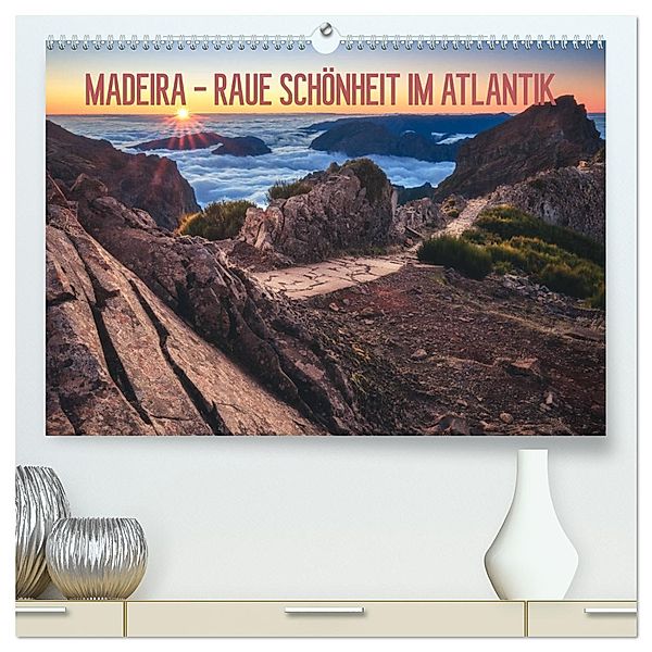 MADEIRA - RAUE SCHÖNHEIT IM ATLANTIK (hochwertiger Premium Wandkalender 2025 DIN A2 quer), Kunstdruck in Hochglanz, Calvendo, Jean Claude Castor