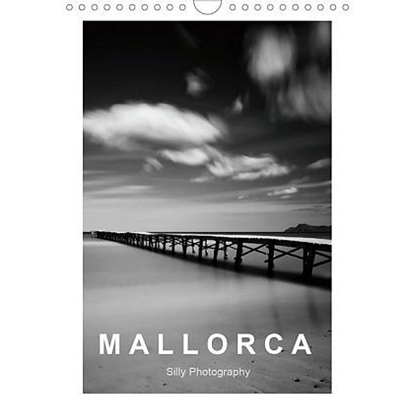 Mallorca in schwarz - weiss (Wandkalender 2020 DIN A4 hoch), Silly Photography