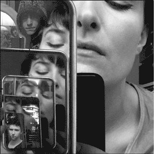 Mirror Mirror Mirror Mirror-Ep, Marie Fisker