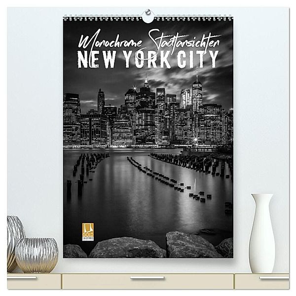 NEW YORK CITY Monochrome Stadtansichten (hochwertiger Premium Wandkalender 2024 DIN A2 hoch), Kunstdruck in Hochglanz, Melanie Viola