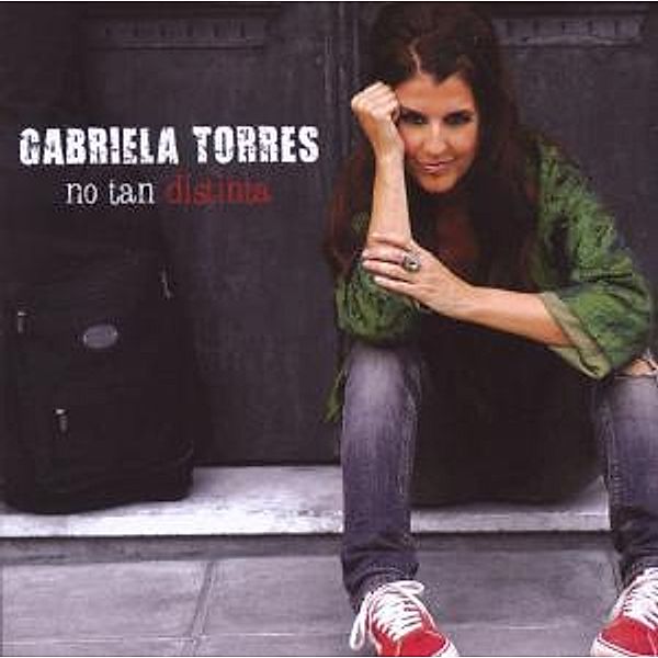 No Tan Distinta, Gabriela Torres