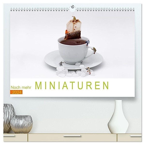 Noch mehr Miniaturen - Small little things (hochwertiger Premium Wandkalender 2024 DIN A2 quer), Kunstdruck in Hochglanz, Ute Jackisch