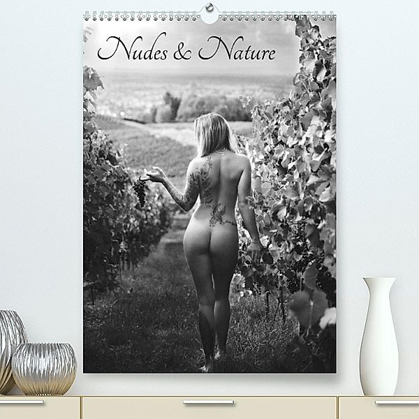 Nudes & Nature (Premium, hochwertiger DIN A2 Wandkalender 2023, Kunstdruck in Hochglanz), pixelpunker.de