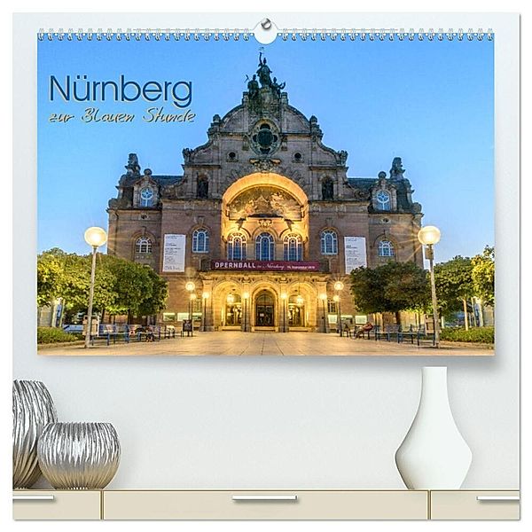 Nürnberg zur Blauen Stunde (hochwertiger Premium Wandkalender 2024 DIN A2 quer), Kunstdruck in Hochglanz, Fiorelino Nürnberg