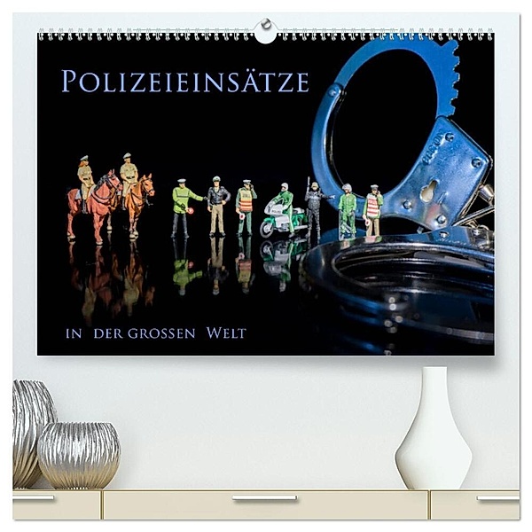 Polizeieinsätze, in der großen Welt (hochwertiger Premium Wandkalender 2024 DIN A2 quer), Kunstdruck in Hochglanz, Holger Rochow