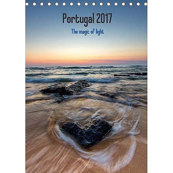 Portugal - Die Magie des Lichts (Tischkalender 2017 DIN A5 hoch), Paraskevas Comninos