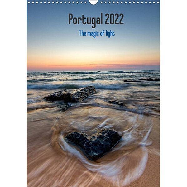 Portugal - Die Magie des Lichts (Wandkalender 2022 DIN A3 hoch), Paraskevas Comninos