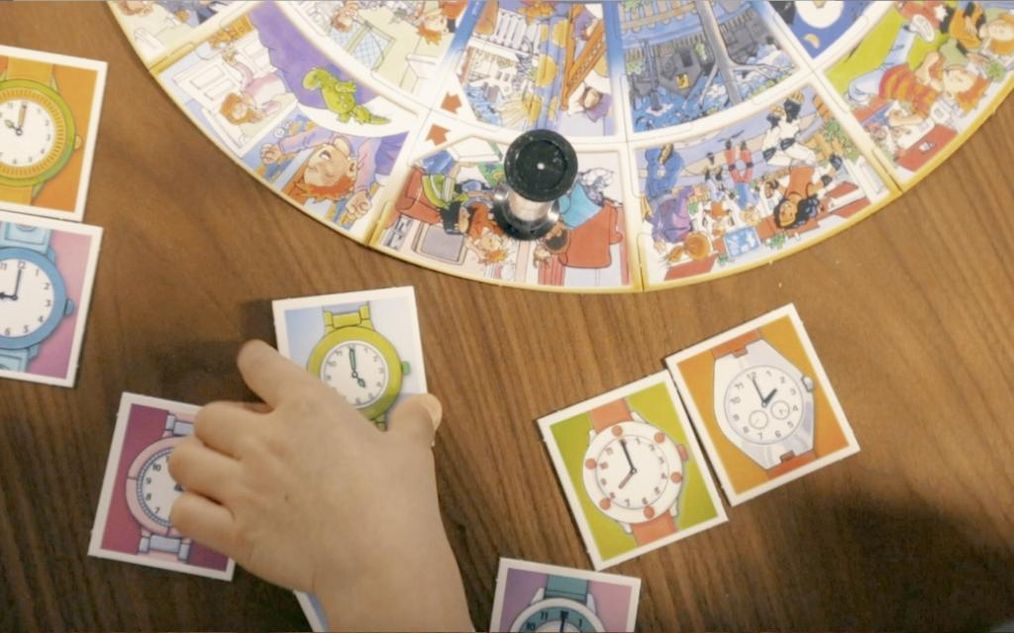 Ravensburger 24995 - Wer kennt die Uhr? - Spielen und Lernen für Kinder,  Lernspiel für Kinder ab 6-9 Jahren, Spielend Ne | Weltbild.ch