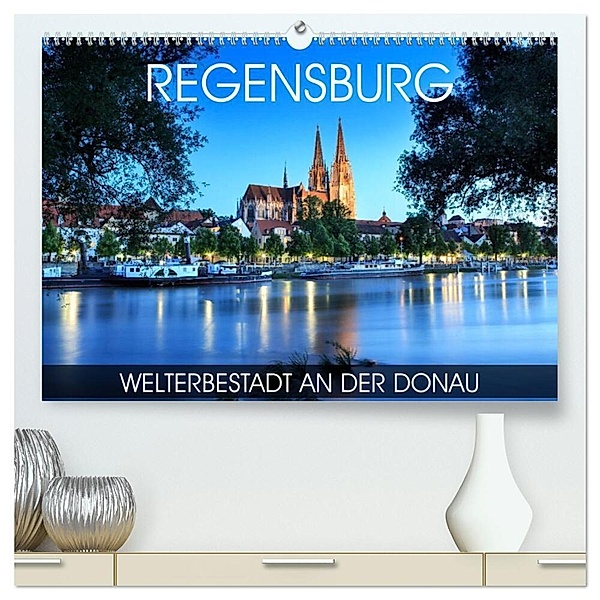Regensburg - Welterbestadt an der Donau (hochwertiger Premium Wandkalender 2024 DIN A2 quer), Kunstdruck in Hochglanz, Val Thoermer