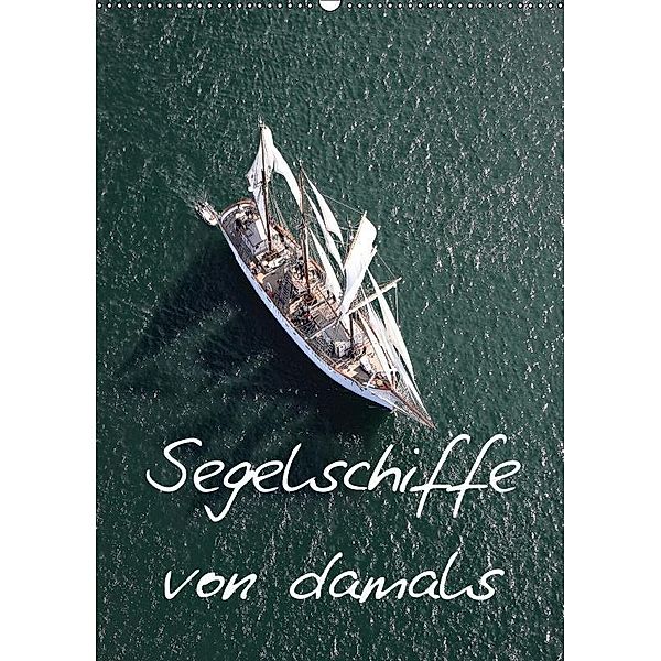 Segelschiffe von damals (Wandkalender 2017 DIN A2 hoch), Bourrigaud Frederic