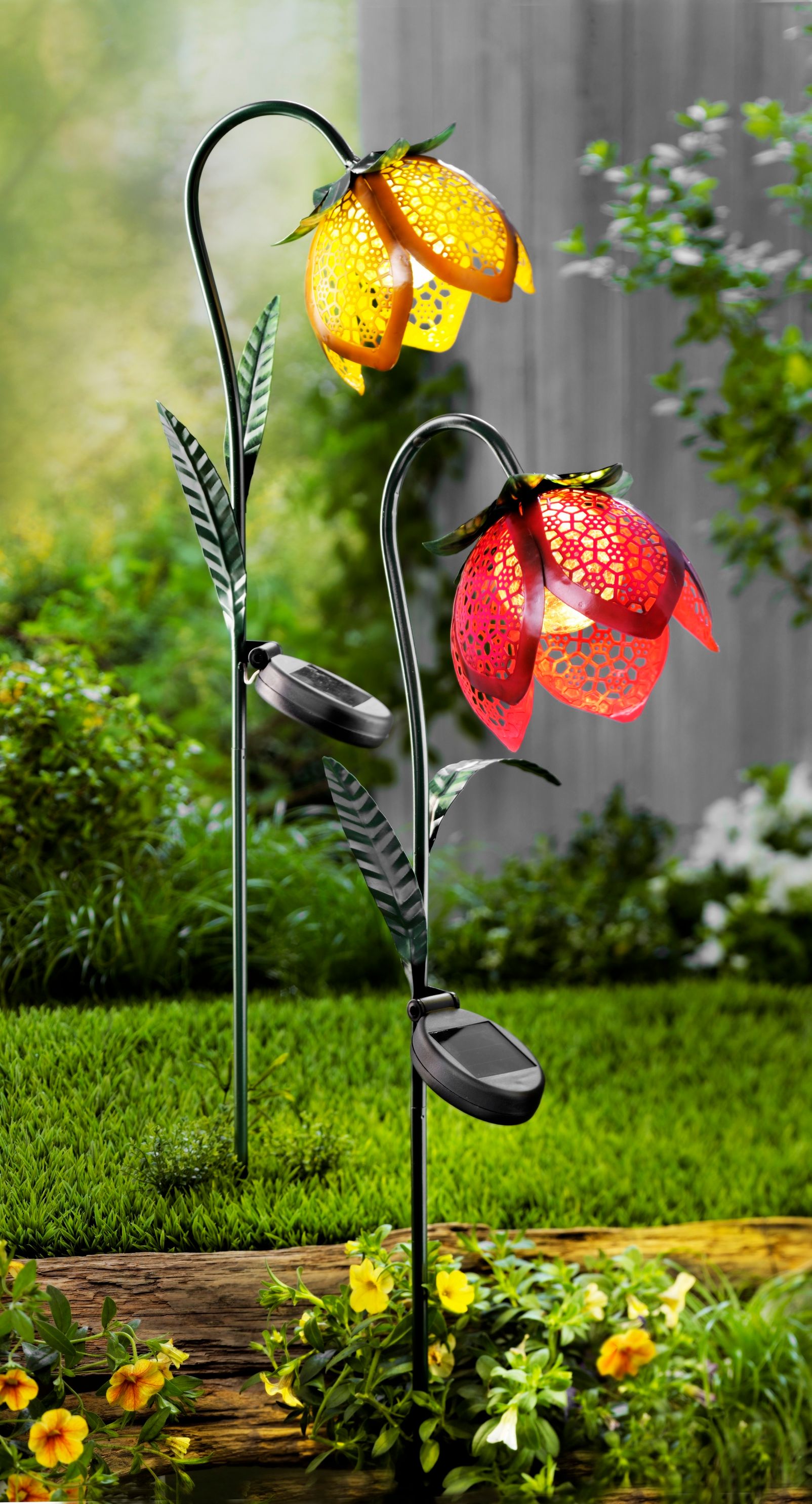 Solar-Gartenstecker Blume, 2er-Set