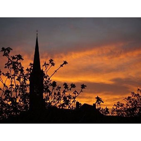 Sonnenaufgang hinter Kirche - 2.000 Teile (Puzzle)