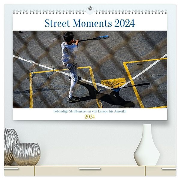 Street Moments (hochwertiger Premium Wandkalender 2024 DIN A2 quer), Kunstdruck in Hochglanz, Calvendo, BERWICK Fotografie