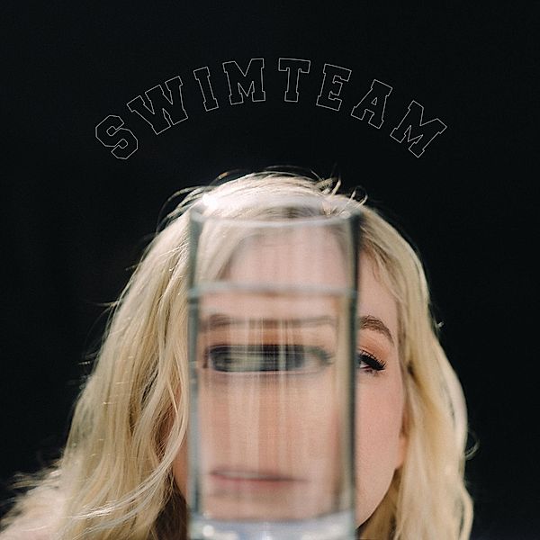 Swimteam, Emily Kinney