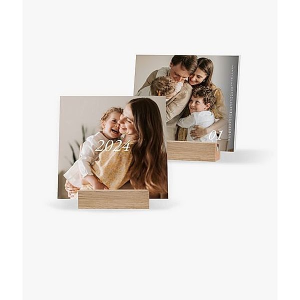 Tischkalender 2024 gestalten mit eigenen Fotos (14,5 x 14,5 cm) im Design We are Family