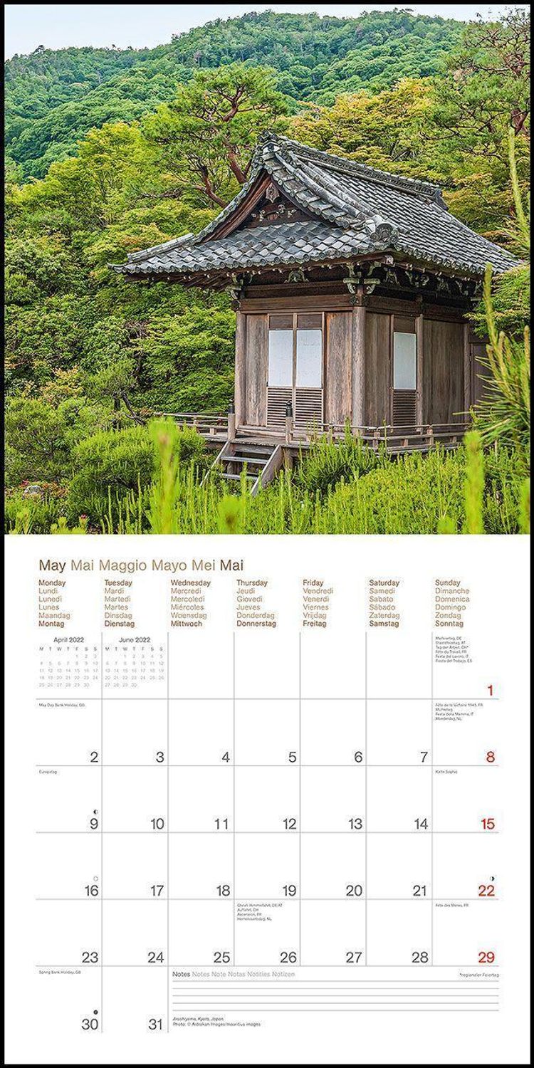 Toilets Around the World 2022 - Wand-Kalender - Broschüren-Kalender - 30x30  - 30x60 geöffnet - Toiletten-Kalender - Kalender bestellen