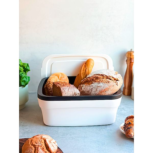 Tupperware BreadSmart Large